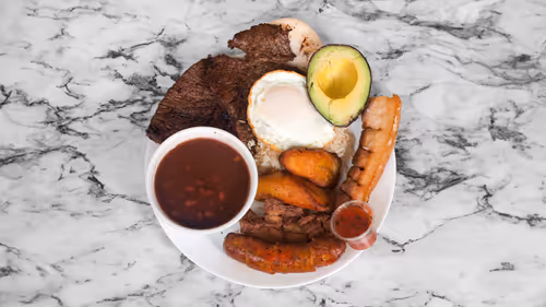 Bandeja Paisa at Atipicos Food