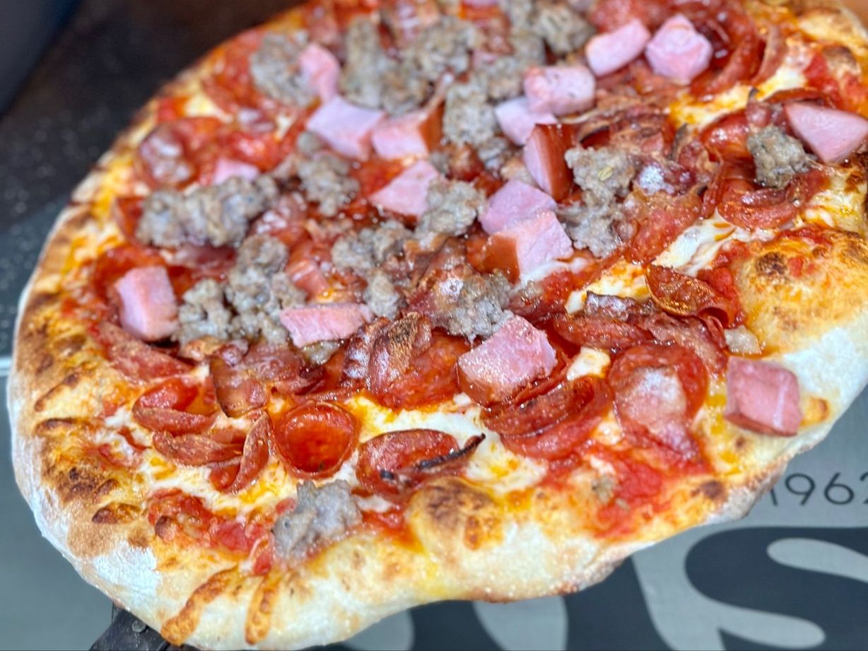 BIG KAHUNA at Friske Farm Market in Ellsworth, MI 49729 | YourMenu® Online Ordering