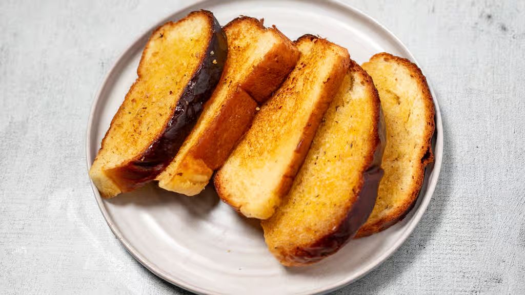 Garlic Bread (4pc) at Landmark Restaurant Diner in Charlotte, NC 28205 | YourMenu® Online Ordering