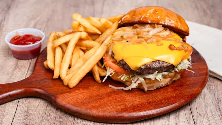 Cheeseburger at Al's Steak House in Alexandria, VA 22301 | YourMenu® Online Ordering