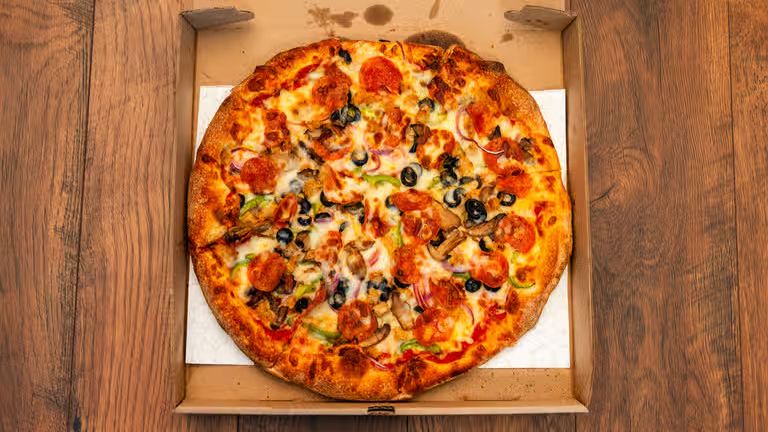 Supreme Pizza at Al's Steak House in Alexandria, VA 22301 | YourMenu® Online Ordering