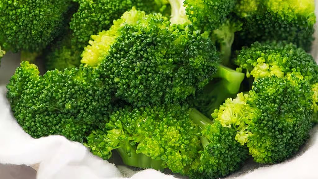 Side Steamed Broccoli at Coopers Tavern in Edgewater, MD 21037 | YourMenu® Online Ordering