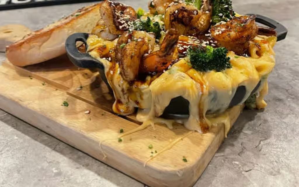 Buffalo Bleu Mac at Coopers Tavern in Edgewater, MD 21037 | YourMenu® Online Ordering