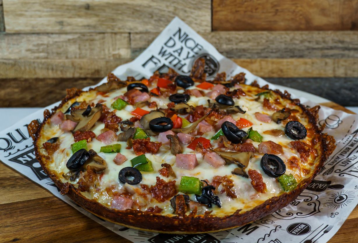 Pizza Vegetales at Rikat's Pizza in NAPLES, FL 34120 | YourMenu® Online Ordering