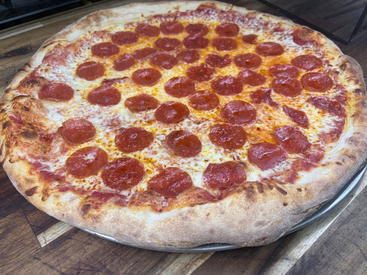 18" NYC Style at A Slice of Home Pizzeria in Jamestown, NY 14701 | YourMenu® Online Ordering