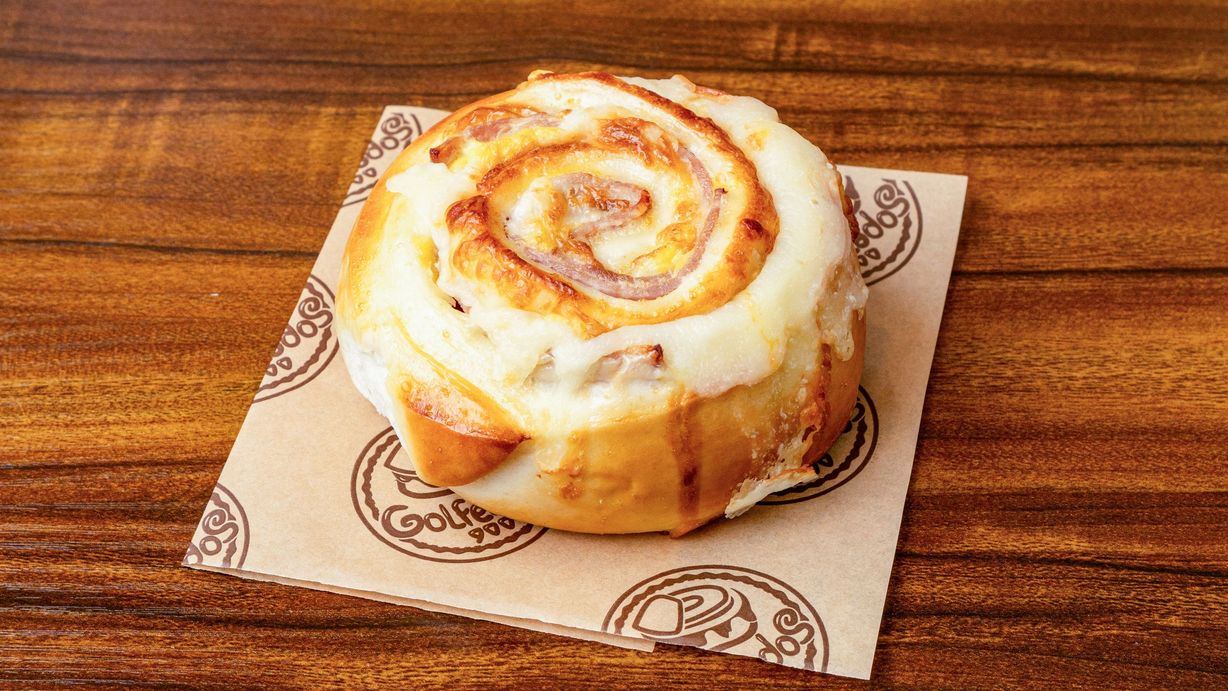 Roll de Jamon y Queso at Golfeados 900 in Doral, FL 33178 | YourMenu® Online Ordering