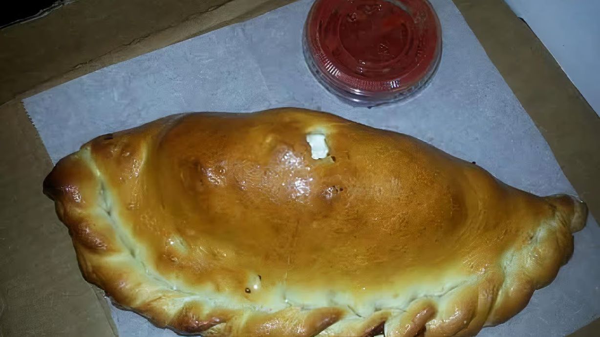CALZONE at MANHATTAN PIZZA PLACE in HIALEAH, FL 33016 | YourMenu® Online Ordering