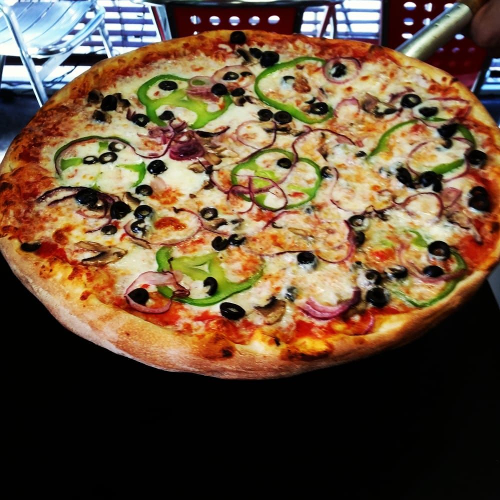 MEDIUM 12' PIZZA NEW YORK SUPREME PIZZA at MANHATTAN PIZZA PLACE in HIALEAH, FL 33016 | YourMenu® Online Ordering