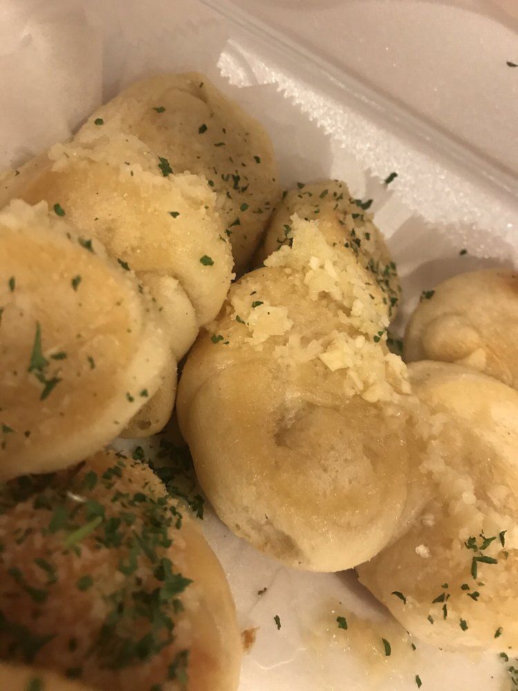 6 Garlic Rolls at MANHATTAN PIZZA PLACE in HIALEAH, FL 33016 | YourMenu® Online Ordering