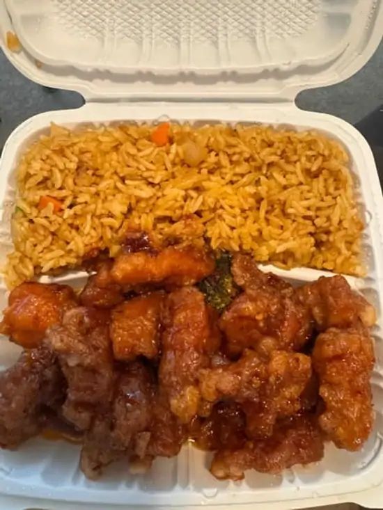 C2. General Tso's Chicken at King Kong Restaurant in Adelphi, MD 20783 | YourMenu® Online Ordering