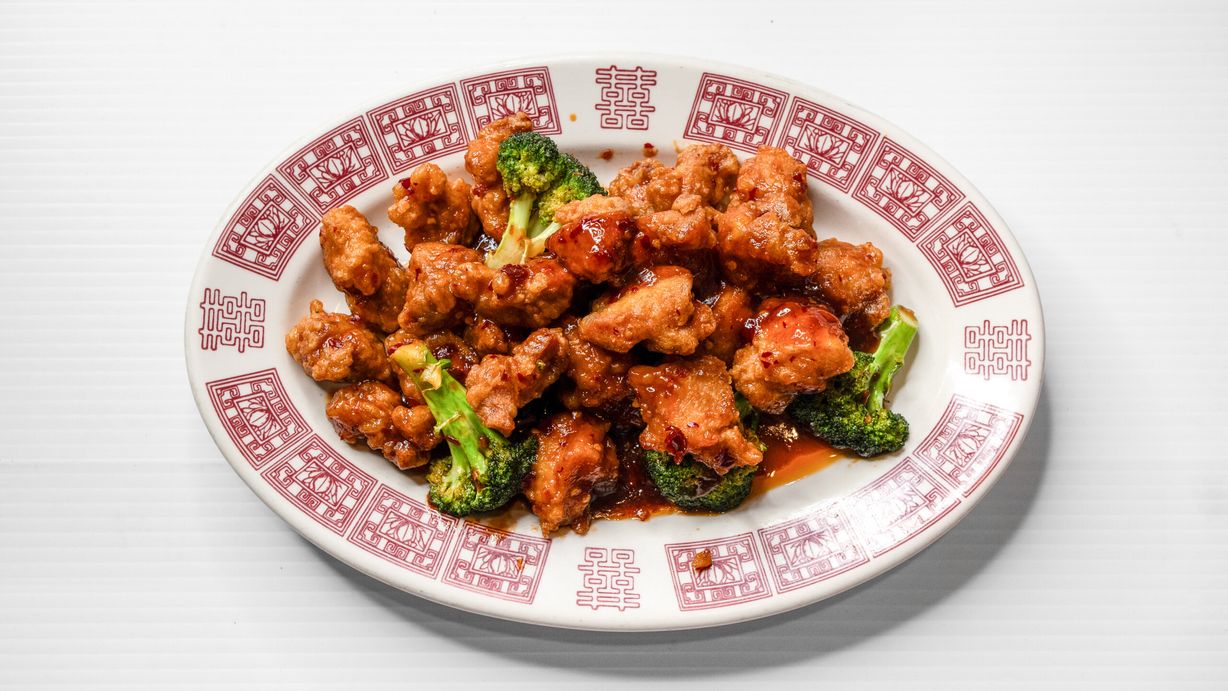 General Tso's Chicken at King Kong Restaurant in Adelphi, MD 20783 | YourMenu® Online Ordering