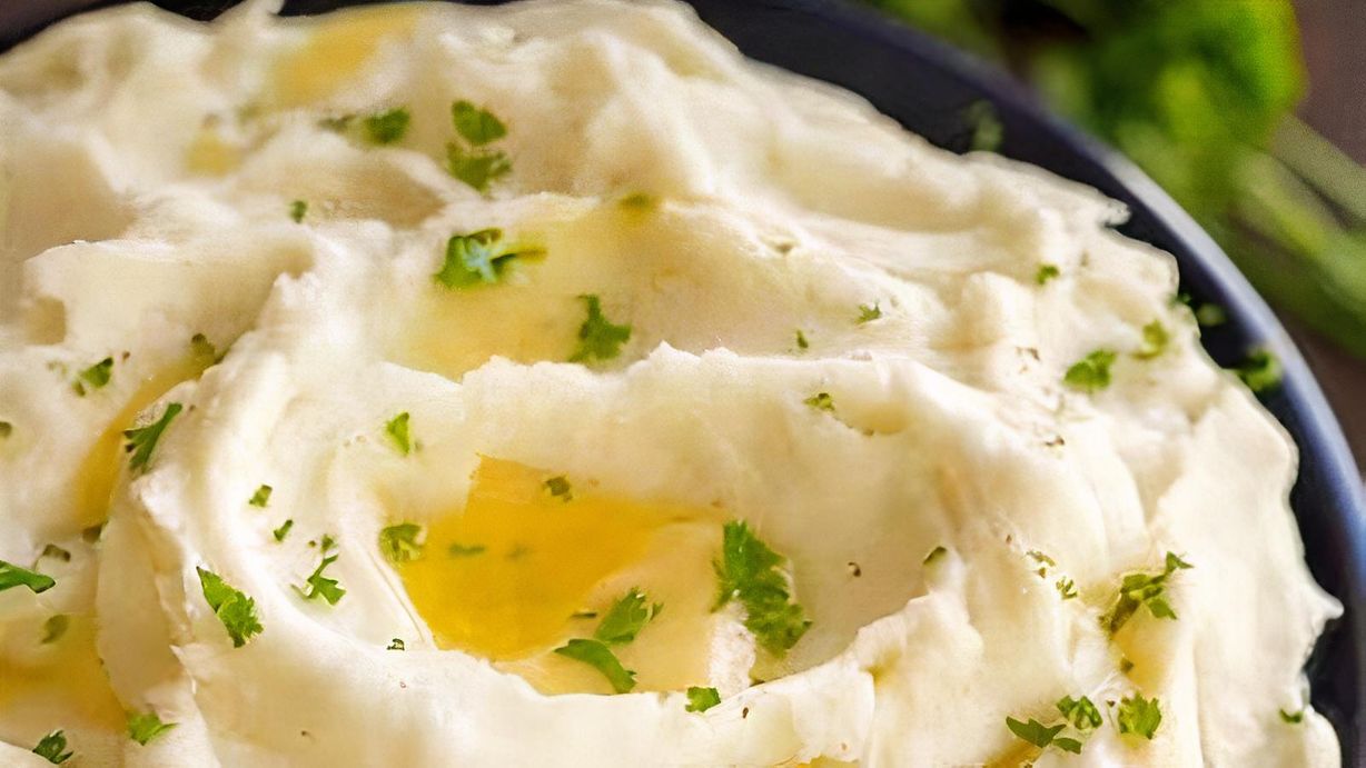 Hamburger W/ Gravy & Mashed Potatoes at Pizza Express in Glen Burnie, MD 21061 | YourMenu® Online Ordering