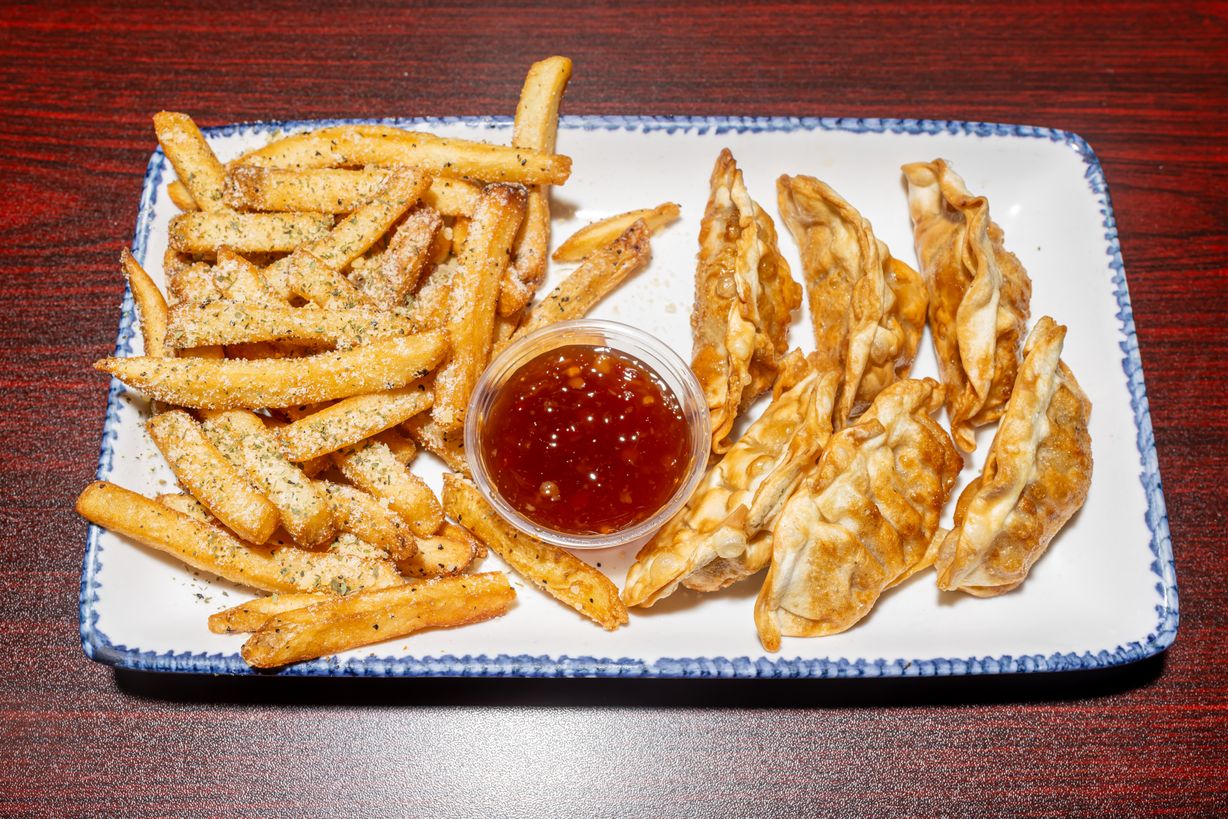 Chicken Dumpling / Dumpling de Pollo at Andrew's Restaurant in Suitland, MD 20746 | YourMenu® Online Ordering