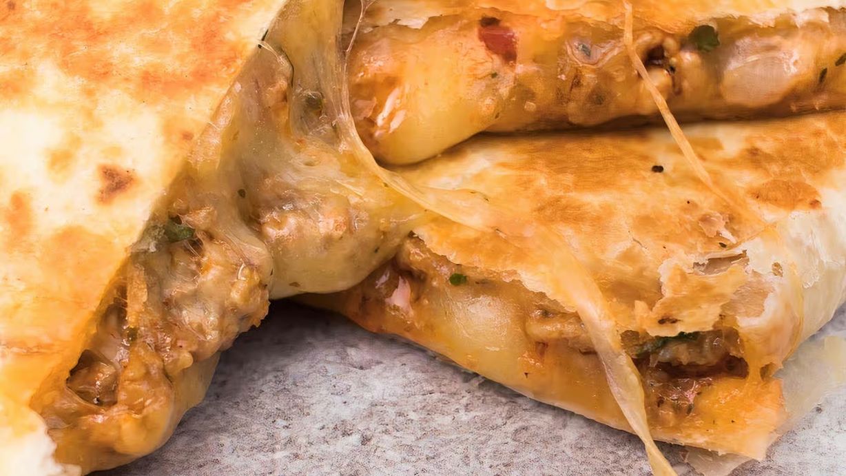 Quesadilla De Queso at Silvestre Chicken & Seafood in Bowie, MD 20720 | YourMenu® Online Ordering