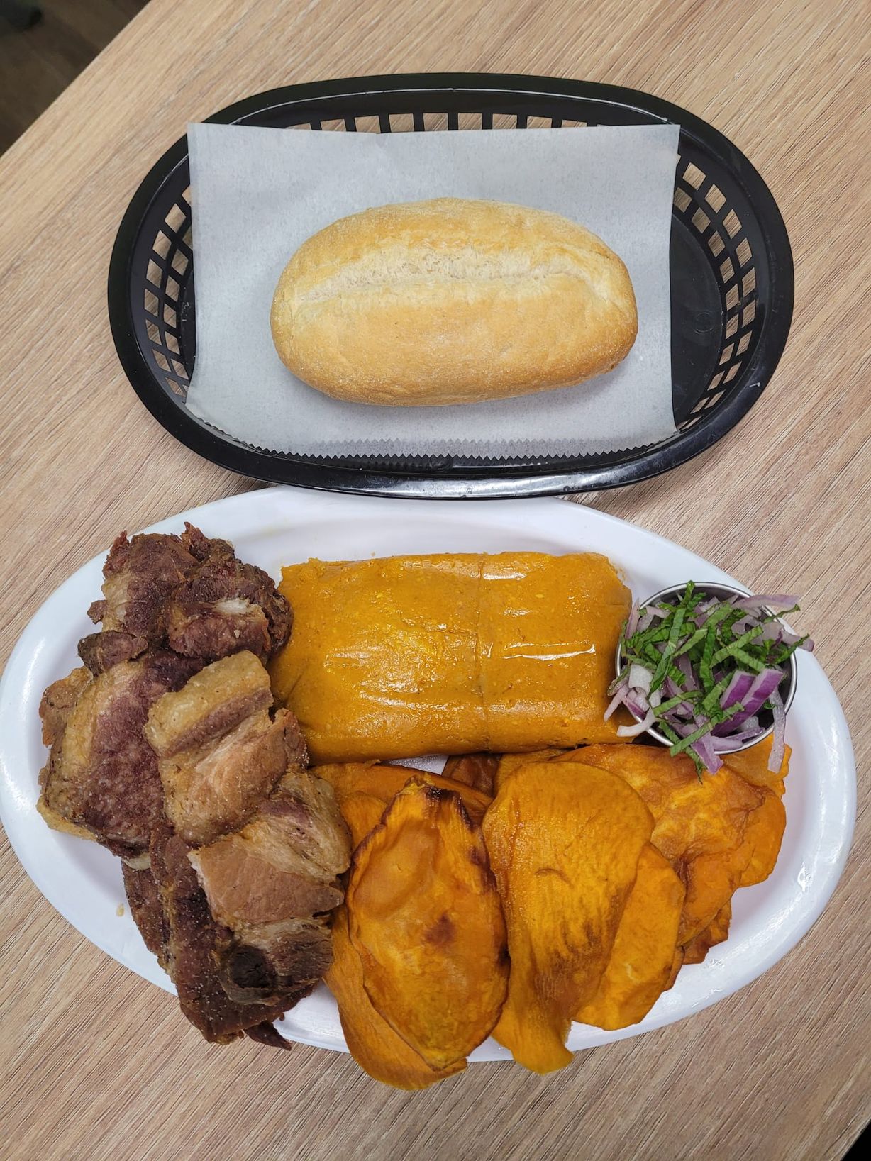 Desayuno Lurin at Chabelo's Cafe in CORAL SPRINGS, FL 33065 | YourMenu® Online Ordering