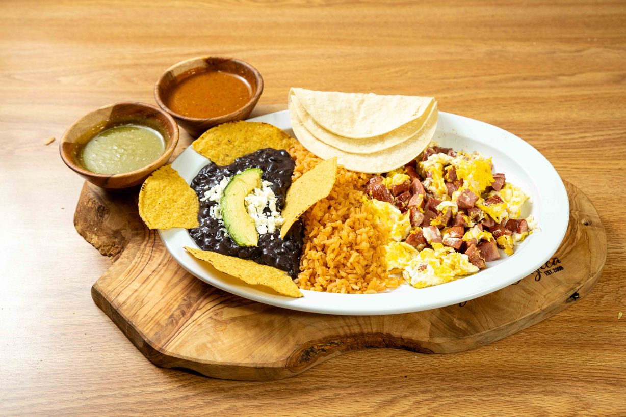 Desayuno Salchicha con Huevo at Sabor Azteca Restaurant in Gaithersburg, MD 20877 | YourMenu® Online Ordering