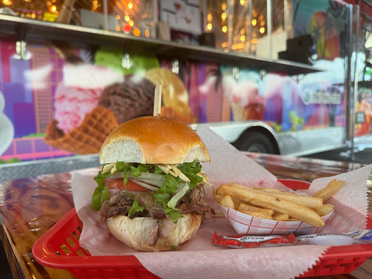 PAN CON LECHÓN at Crazy Burgers in Hialeah, FL 33013 | YourMenu® Online Ordering