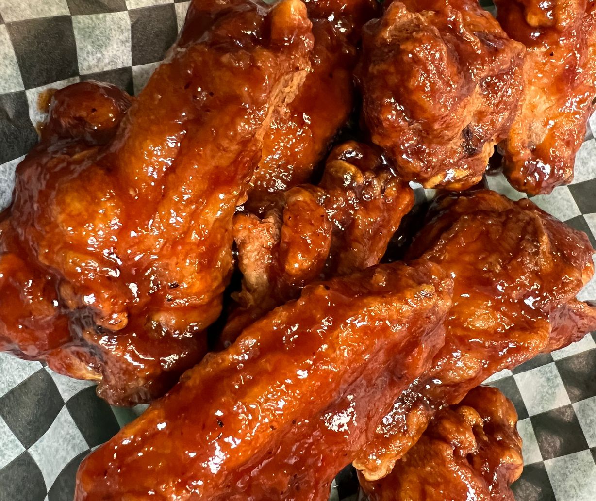 8 jumbo wings at HANDLEBAR CAFE in BUTLER, PA 160027724 | YourMenu® Online Ordering