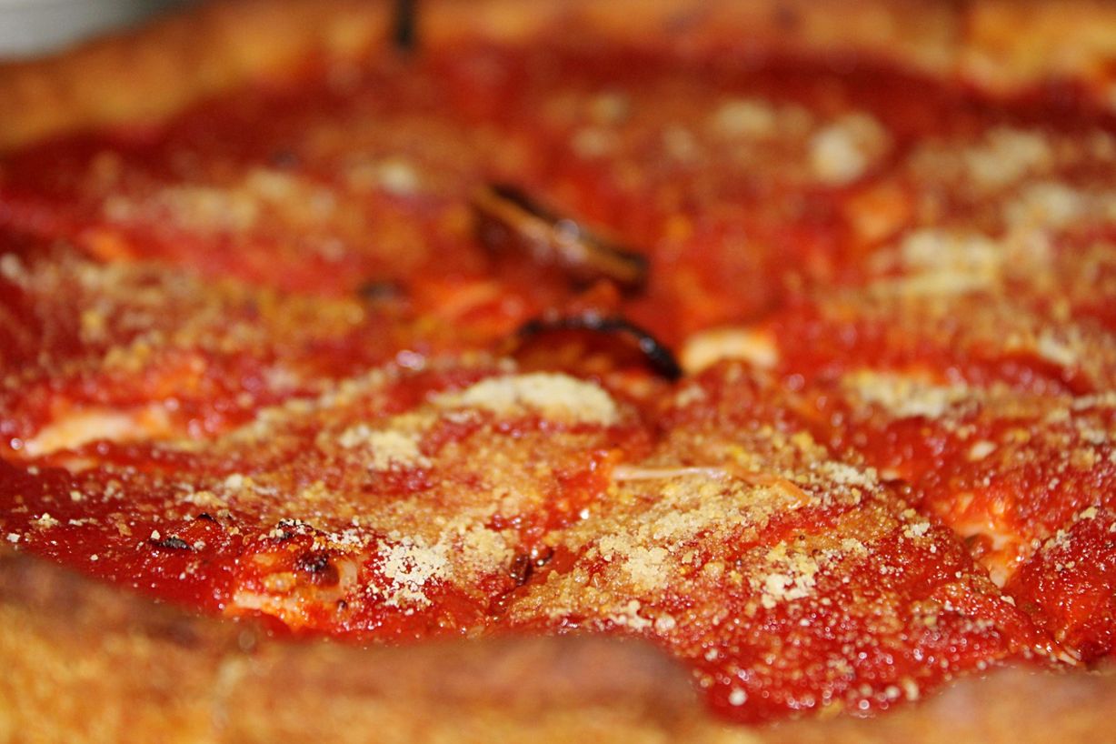 12 inch Chicago Deep Dish at HANDLEBAR CAFE in BUTLER, PA 160027724 | YourMenu® Online Ordering