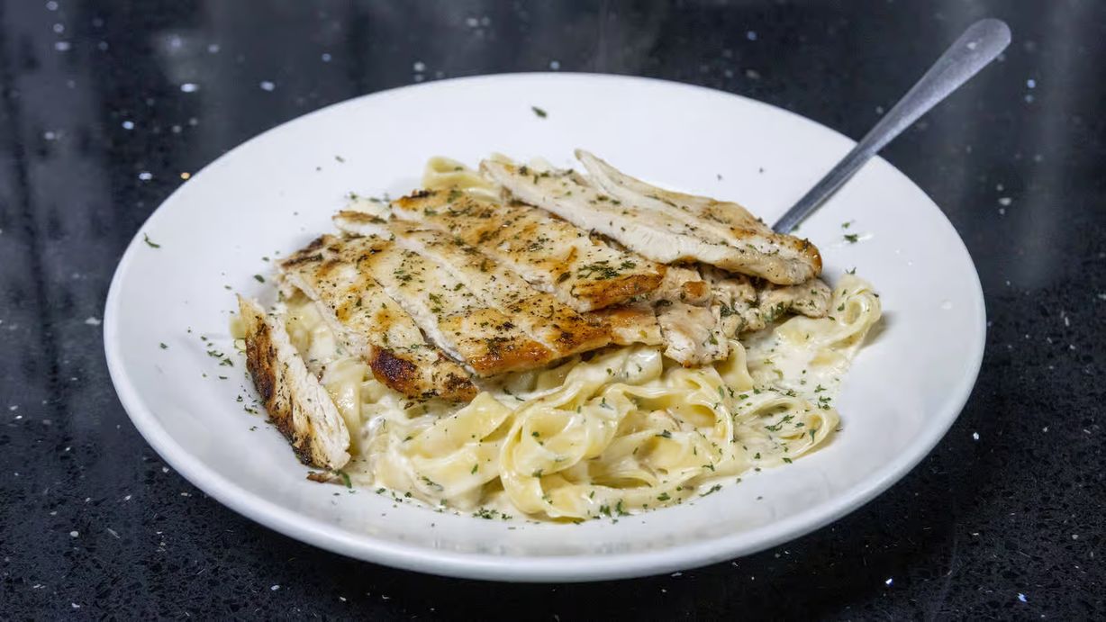 Chicken Fettuccini Alfredo at Joe's Italian Restaurant - Mesa in Mesa, AZ 85205 | YourMenu® Online Ordering