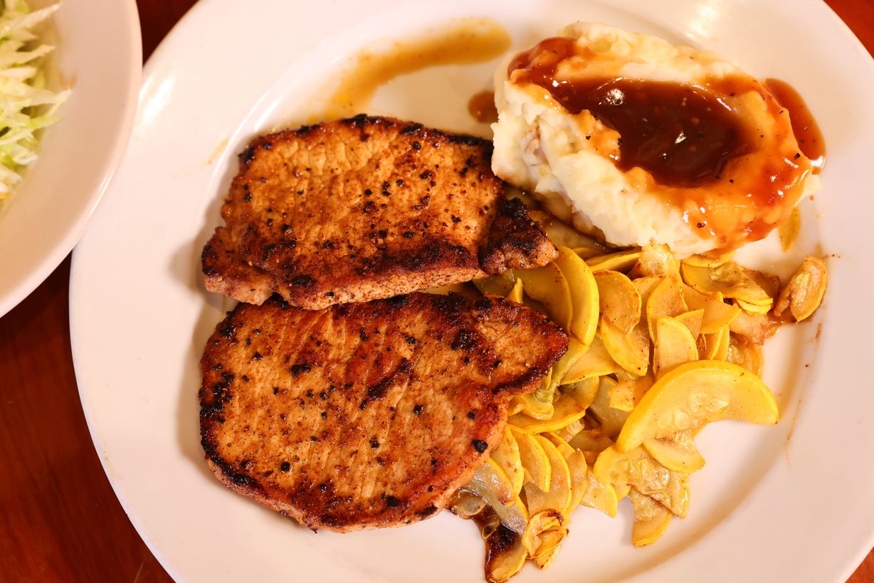 L46. Pork Chops at Bradford Cafe in Montalba, TX 75853 | YourMenu® Online Ordering
