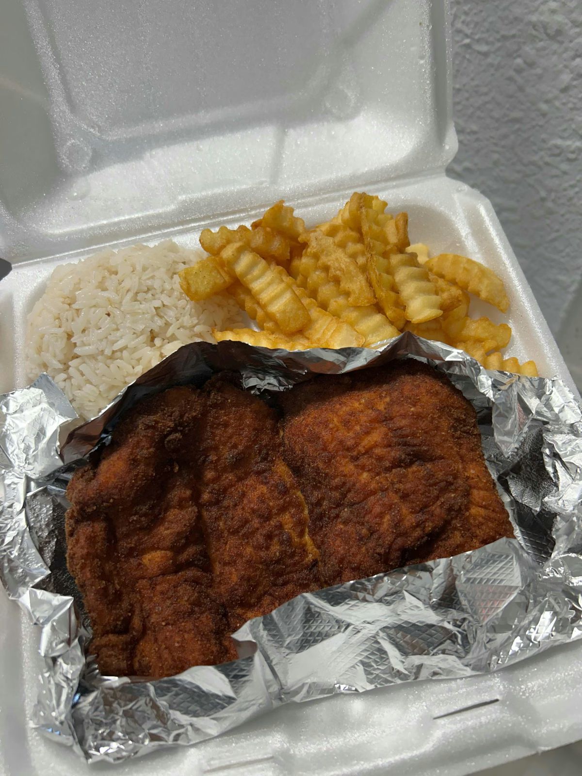 MILANESA DE POLLO at El Bochinche Restaurant in Ft. Lauderdale, FL 33319 | YourMenu® Online Ordering
