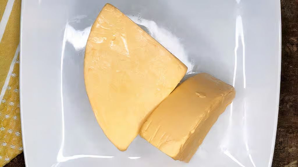 Large Slice Cheese at Five Star Bakery in Lauderdale Lakes, FL 33309 | YourMenu® Online Ordering