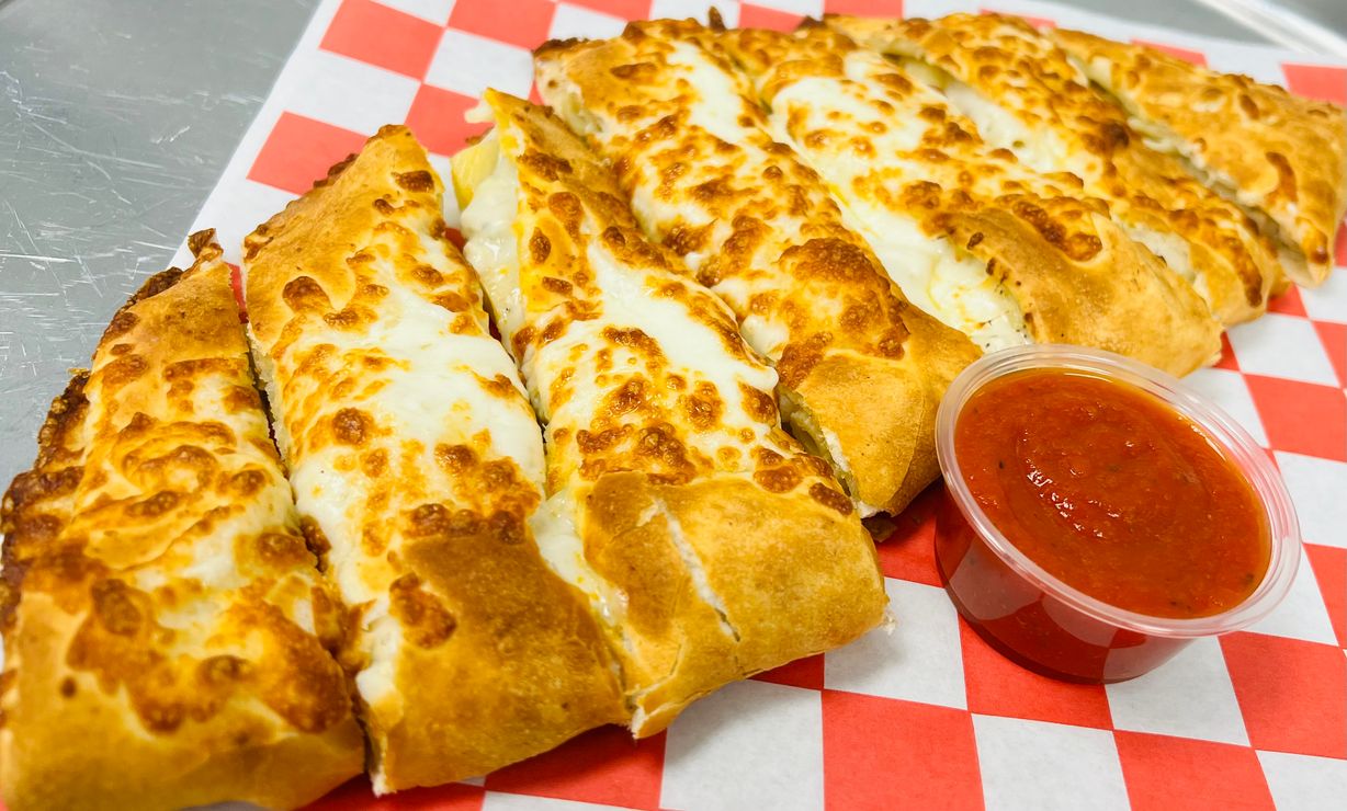 Trio 1/2 Moon at Moxee Pizza  in Moxee, WA 98936 | YourMenu® Online Ordering