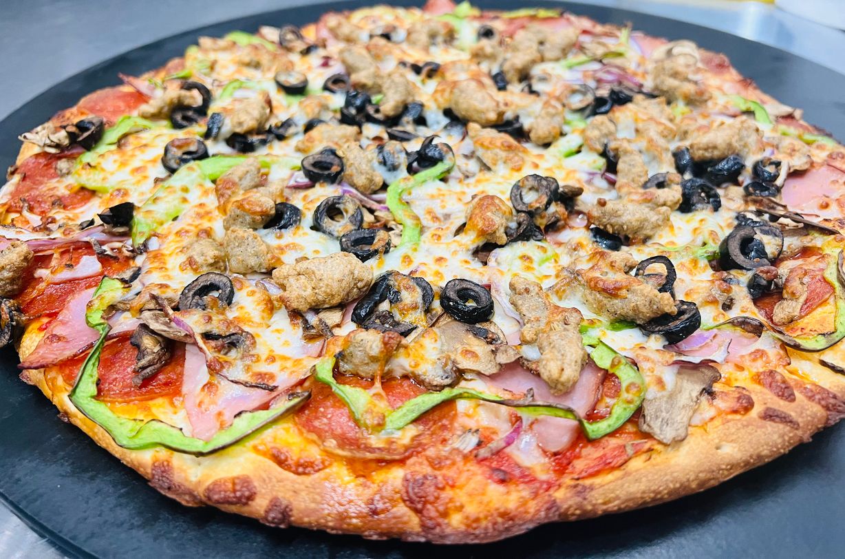 Lg Supreme at Moxee Pizza  in Moxee, WA 98936 | YourMenu® Online Ordering