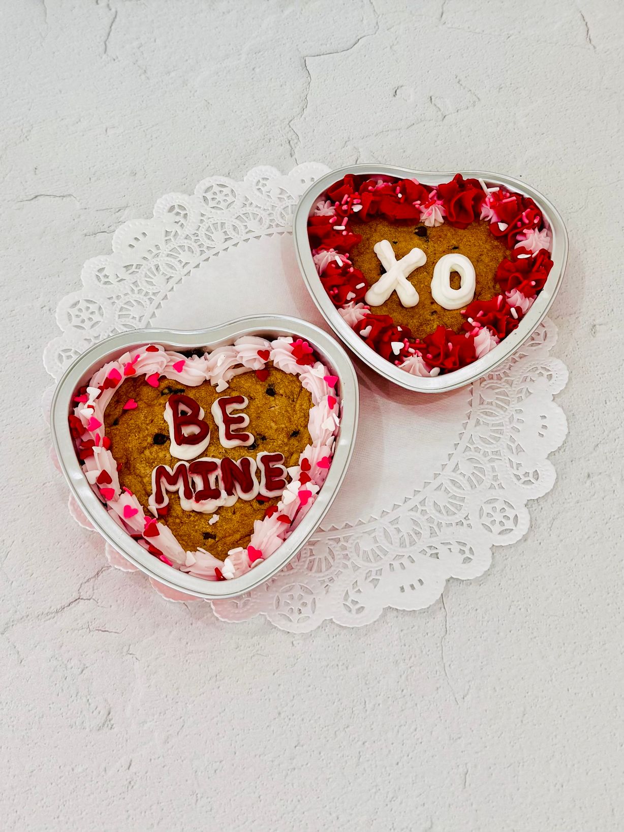 Tin - Large  (Cookie Cake) at SMALLCAKES  in Temple, TX 76502-0007 | YourMenu® Online Ordering