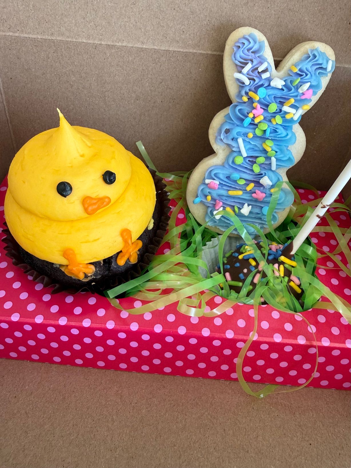 Easter Box (Small) at SMALLCAKES  in Temple, TX 76502-0007 | YourMenu® Online Ordering