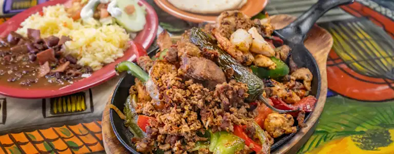 Parrillada Fajita at El Eden Taqueria & Bakery in HAGERSTOWN, MD 21740 | YourMenu® Online Ordering
