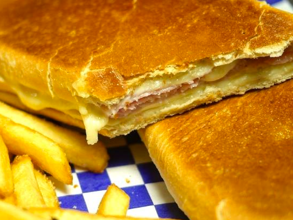 Sandwich De Huevo, Jamon Y Queso at Bohio Latin Flavors in Margate, FL 33063 | YourMenu® Online Ordering