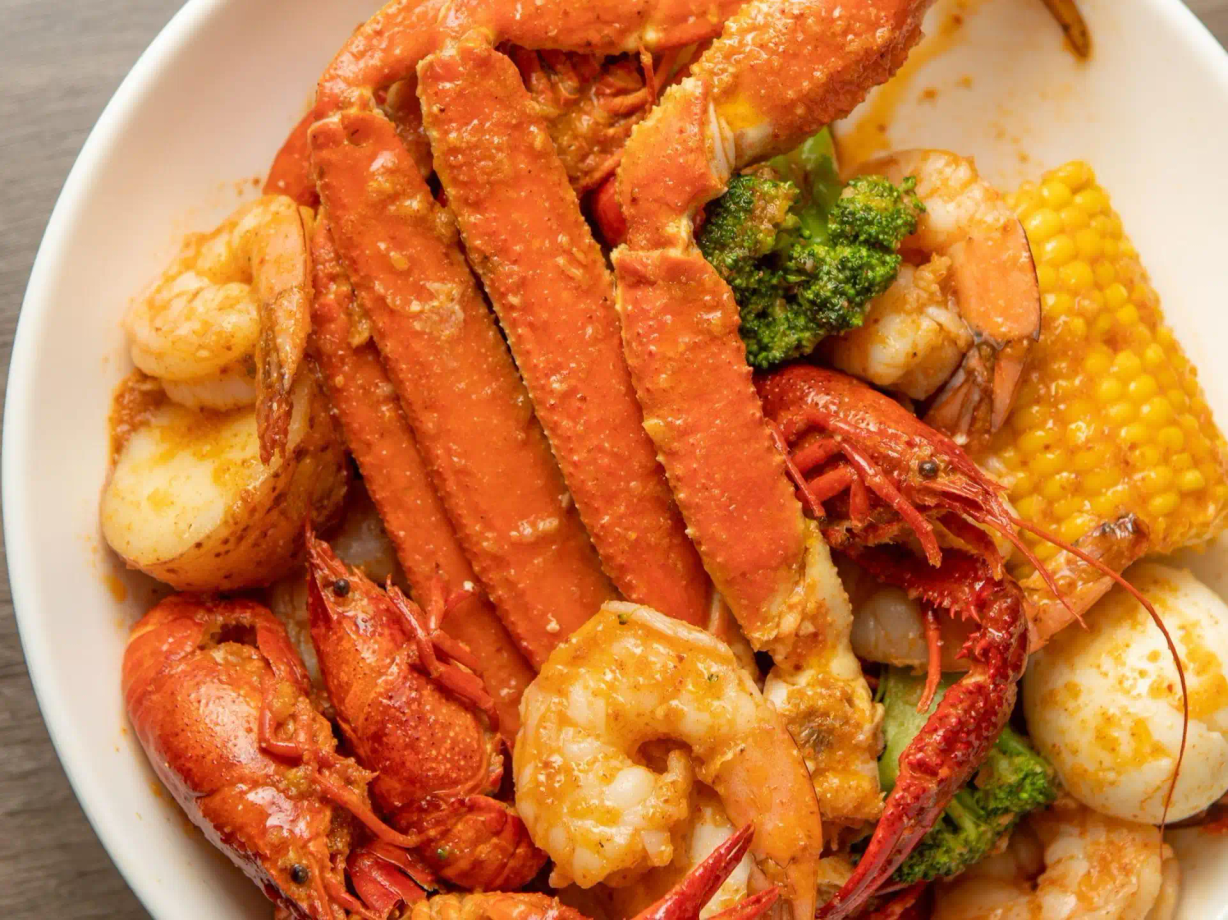 Snow Crab (1), Shrimp (8pcs), Crawfish (1lb), at B5 Seafood Carryout in Baltimore, MD 21218 | YourMenu® Online Ordering
