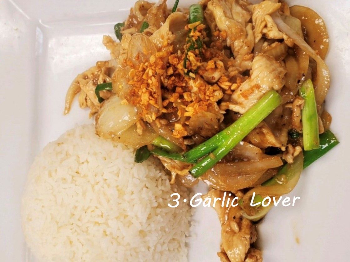 L3. Garlic lover at Pad Thai Restaurant - Clovis in Clovis, CA 93612 | YourMenu Online Ordering