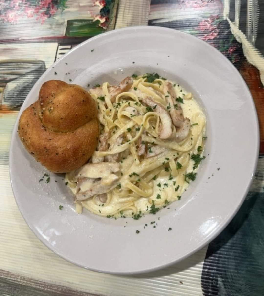 Chicken Alfredo at JERSEY HUSTLE GATLINBURG in Gatlinburg, TN 37738-5656 | YourMenu Online Ordering