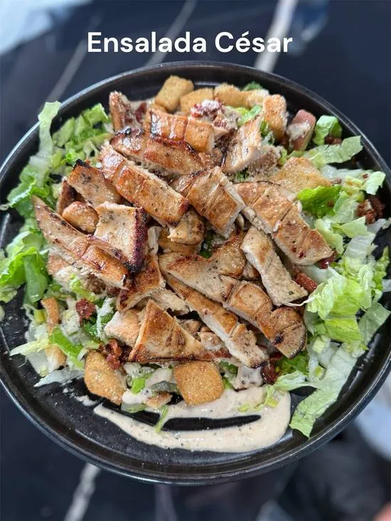 Ensalada Cesar Con Pollo at Dager's Restaurant in Hialeah, FL 33012 | YourMenu Online Ordering Ensalada Cesar Con Pollo at Dager's Restaurant in Hialeah, FL 33012 | YourMenu Online Ordering