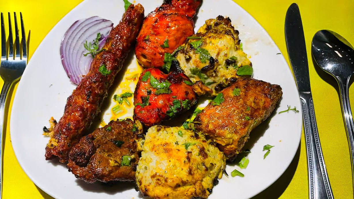 Combination Platter at London Tandoori in Brooklyn, NY 11211 | YourMenu® Online Ordering Combination Platter at London Tandoori in Brooklyn, NY 11211 | YourMenu® Online Ordering
