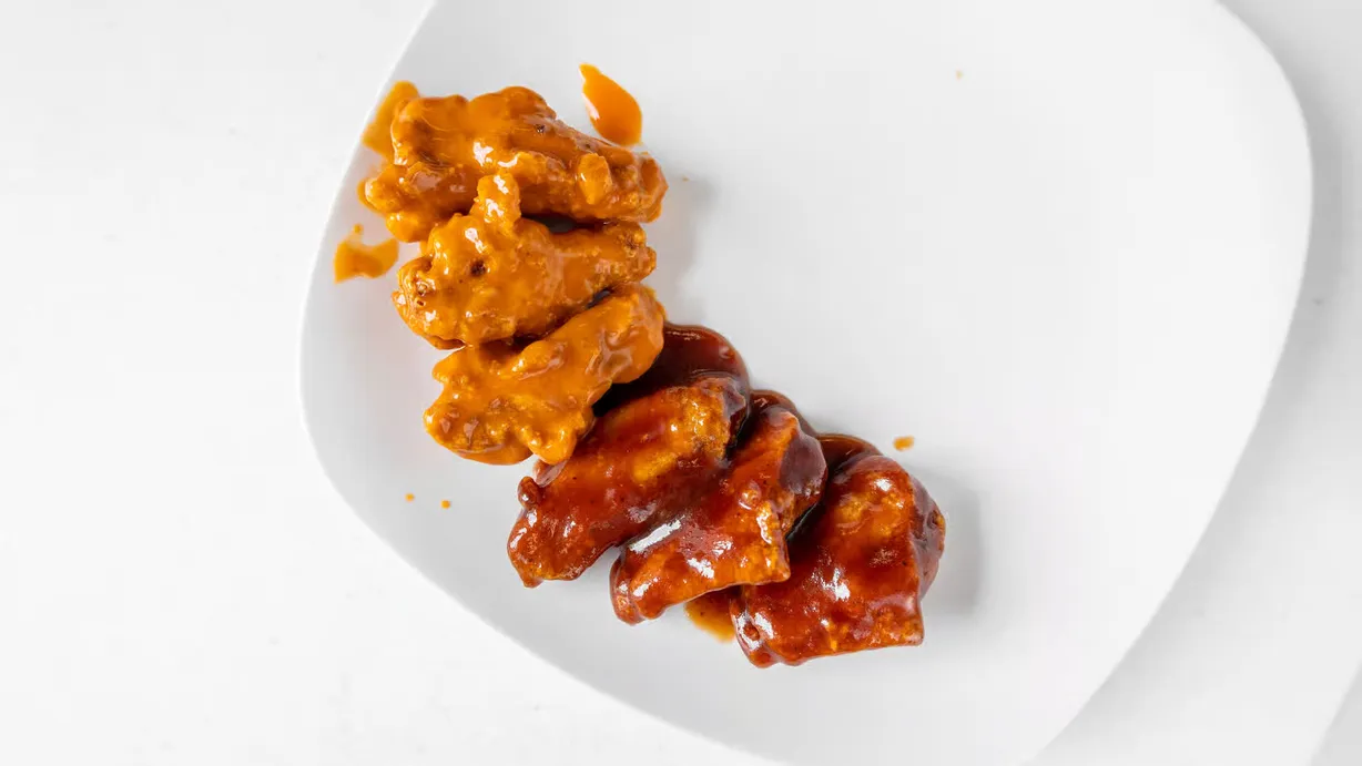 6 Party Wings at Bobby's Fish and Chicken in Cincinnati, OH 45211 | YourMenu Online Ordering