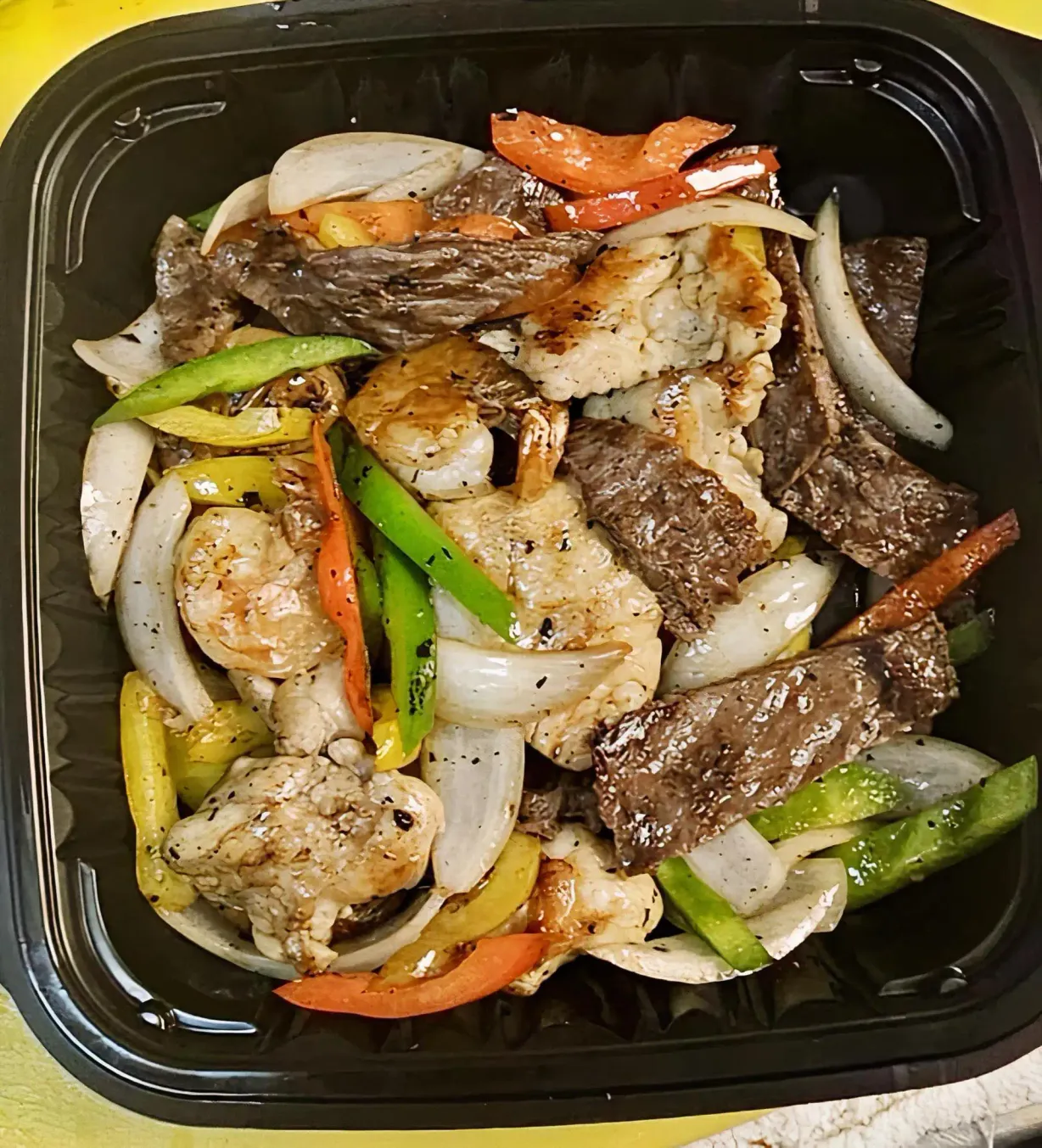 Mixed Fajita (Steak and Chicken) at Bonanza Restaurant - Pupusería y Cafetería in Oakland Park, FL 33334 | YourMenu® Online Ordering Mixed Fajita (Steak and Chicken) at Bonanza Restaurant - Pupusería y Cafetería in Oakland Park, FL 33334 | YourMenu® Online Ordering