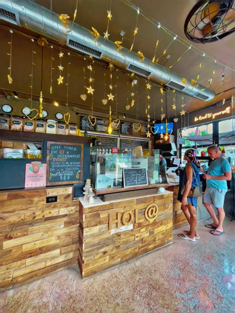 Coffee at Oakland Coffee & Juice Bar in Oakland Park, FL 33334