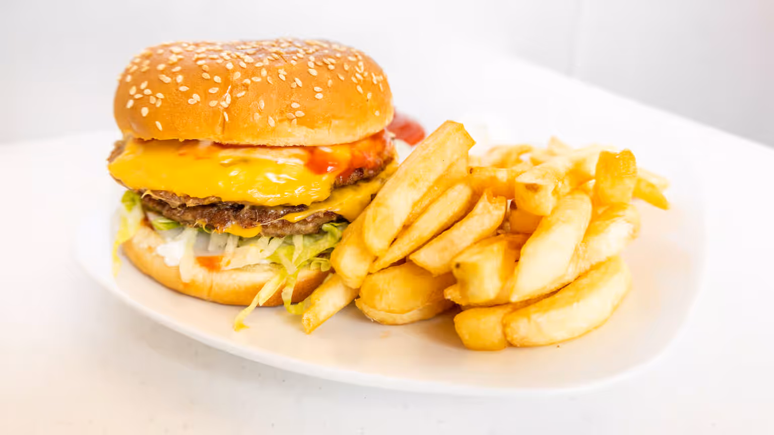 Chicken food available at Bobby's Fish and Chicken in Cincinnati, OH 45211 Chicken food available at Bobby's Fish and Chicken in Cincinnati, OH 45211