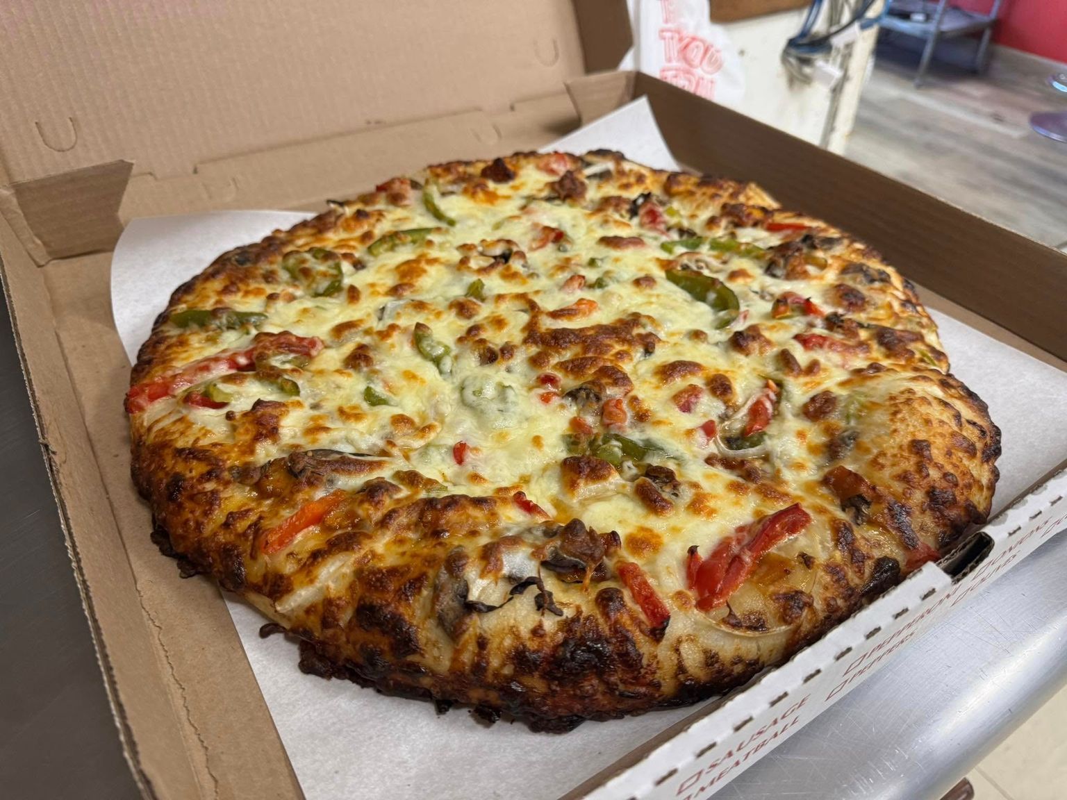 Large White Pizza at The Village Pizzeria in East Amherst, NY 14051 Large White Pizza at The Village Pizzeria in East Amherst, NY 14051